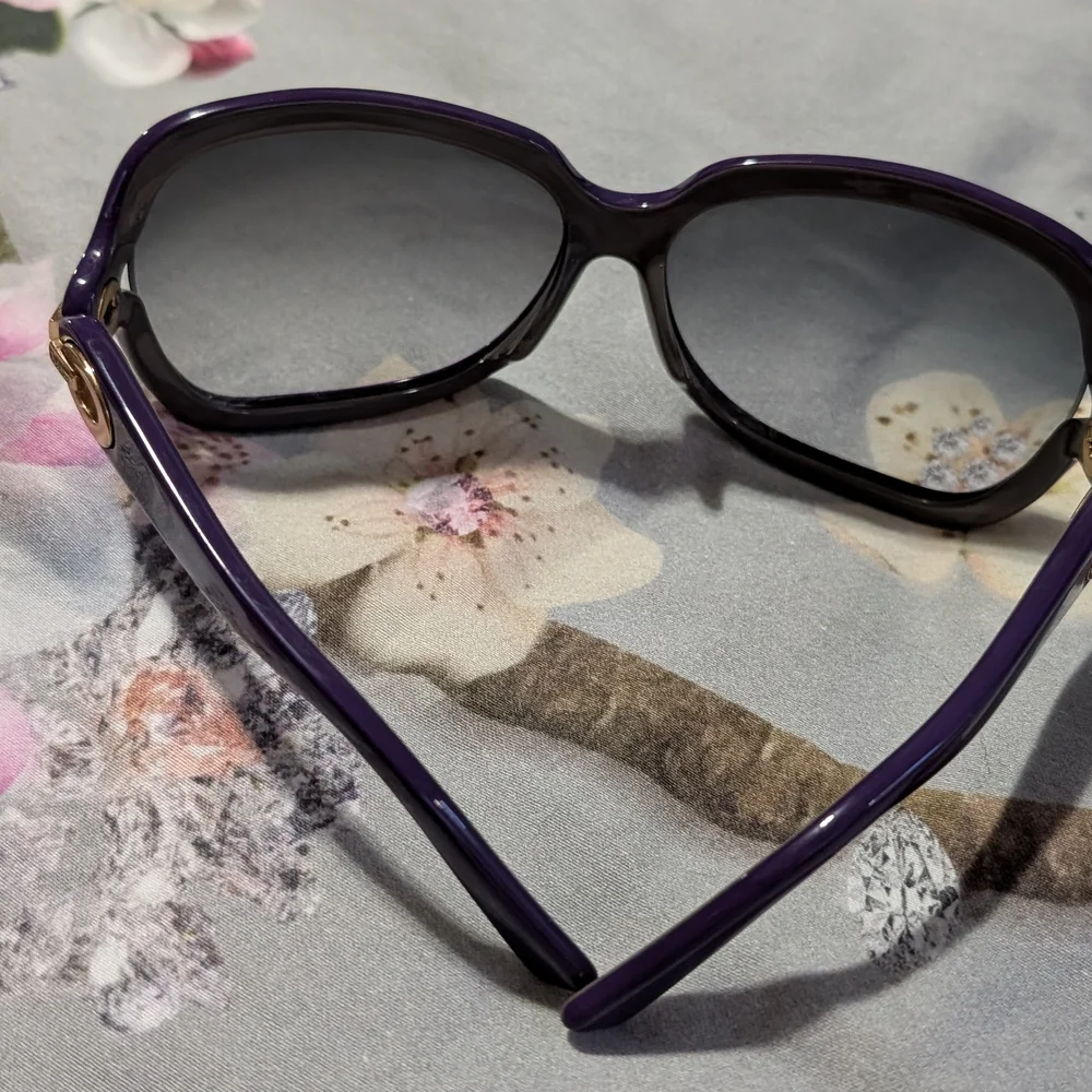 Dior sunglasses notes